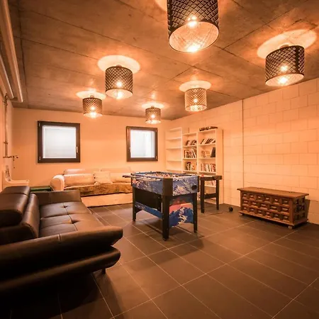 Independance Penthouse Apartment Interlaken